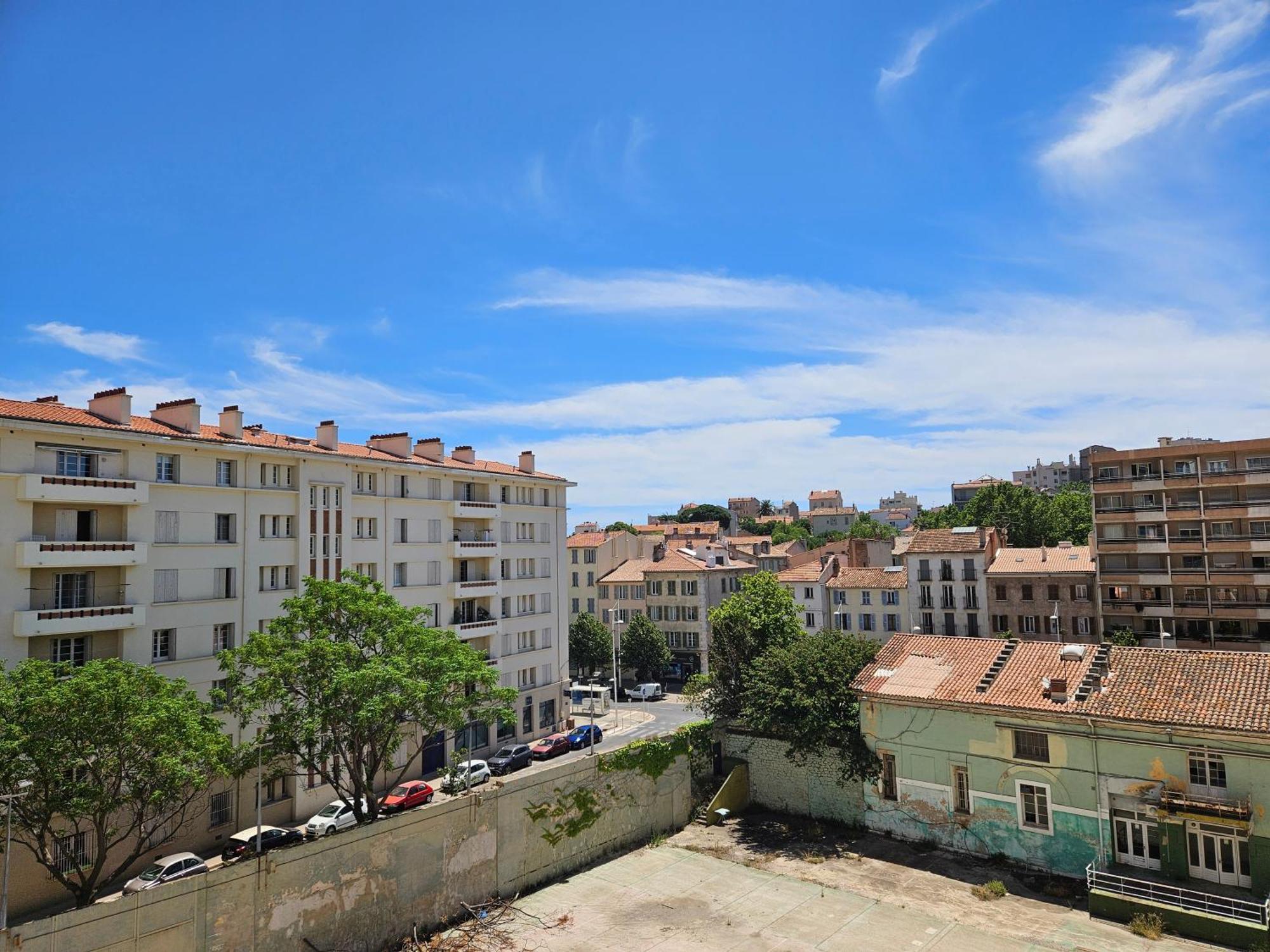 Chambre En Colocation Fille, Proche Mer, Climatisation Toulon Luaran gambar
