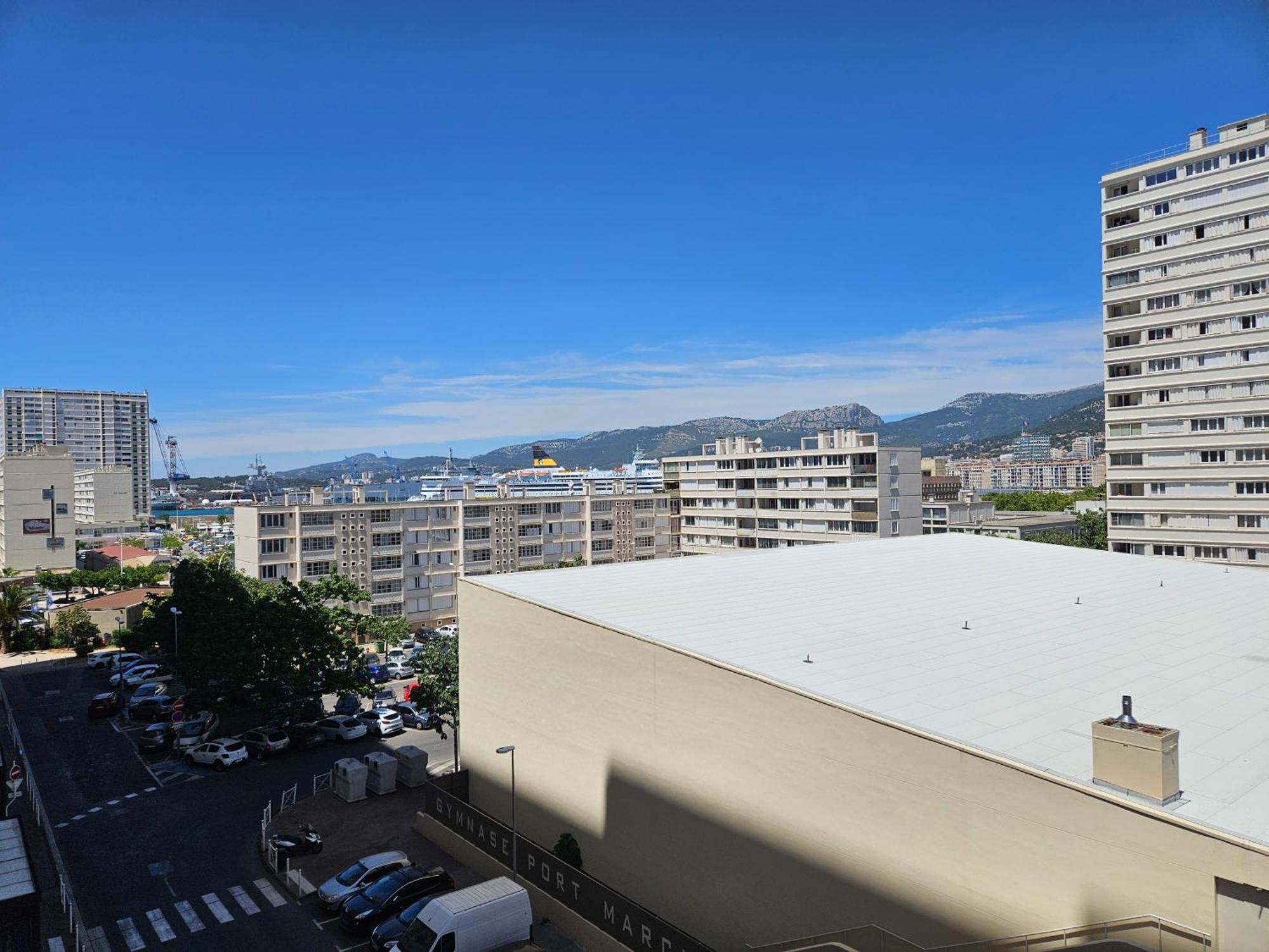 Chambre En Colocation Fille, Proche Mer, Climatisation Toulon Luaran gambar
