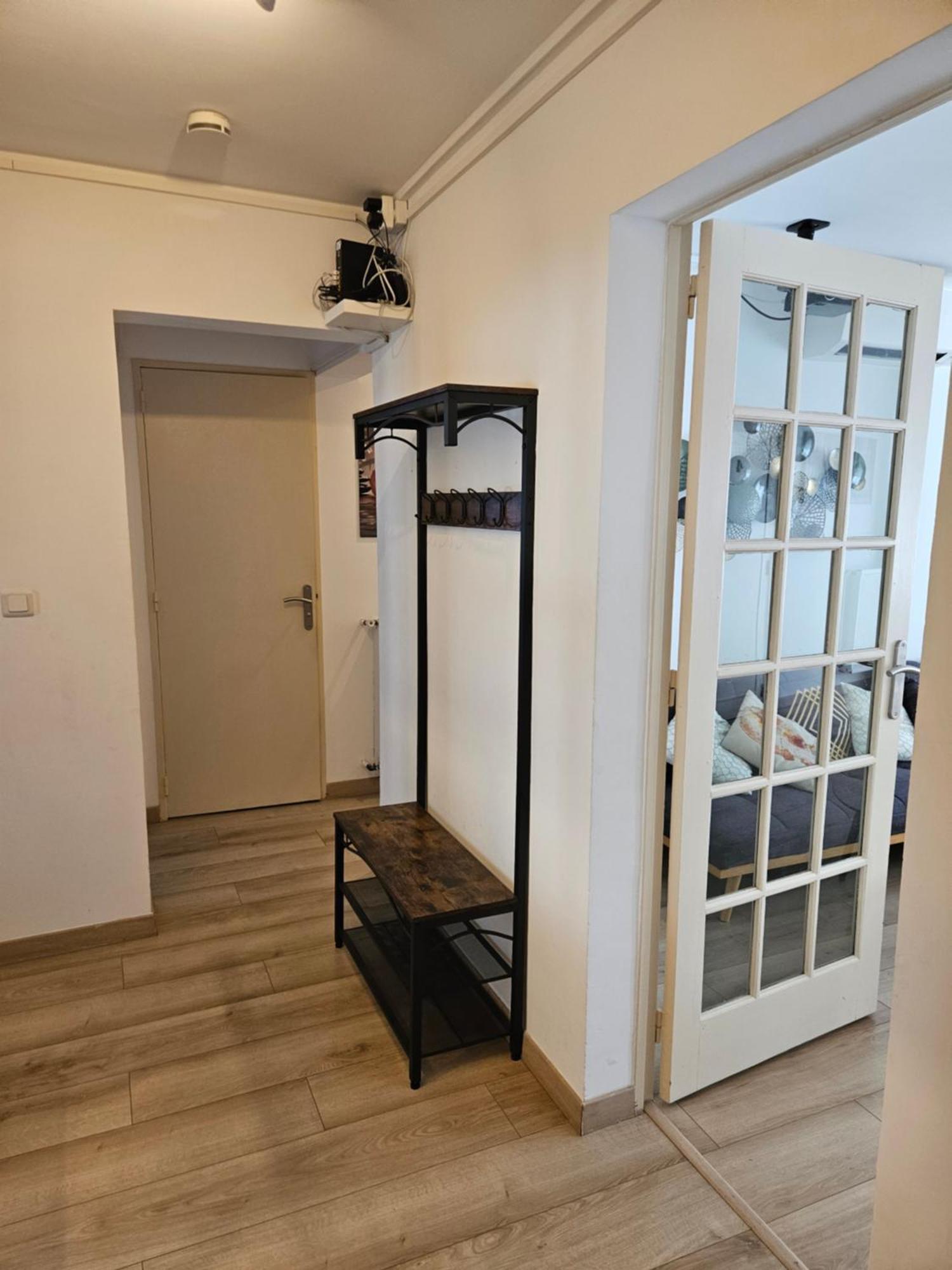 Chambre En Colocation Fille, Proche Mer, Climatisation Toulon Luaran gambar
