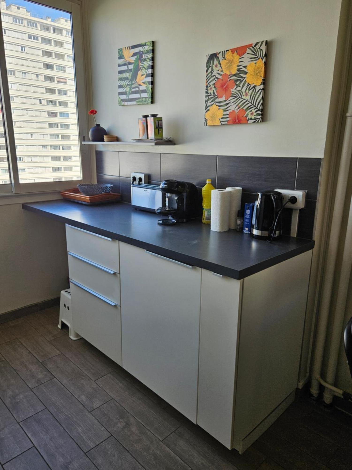 Chambre En Colocation Fille, Proche Mer, Climatisation Toulon Luaran gambar