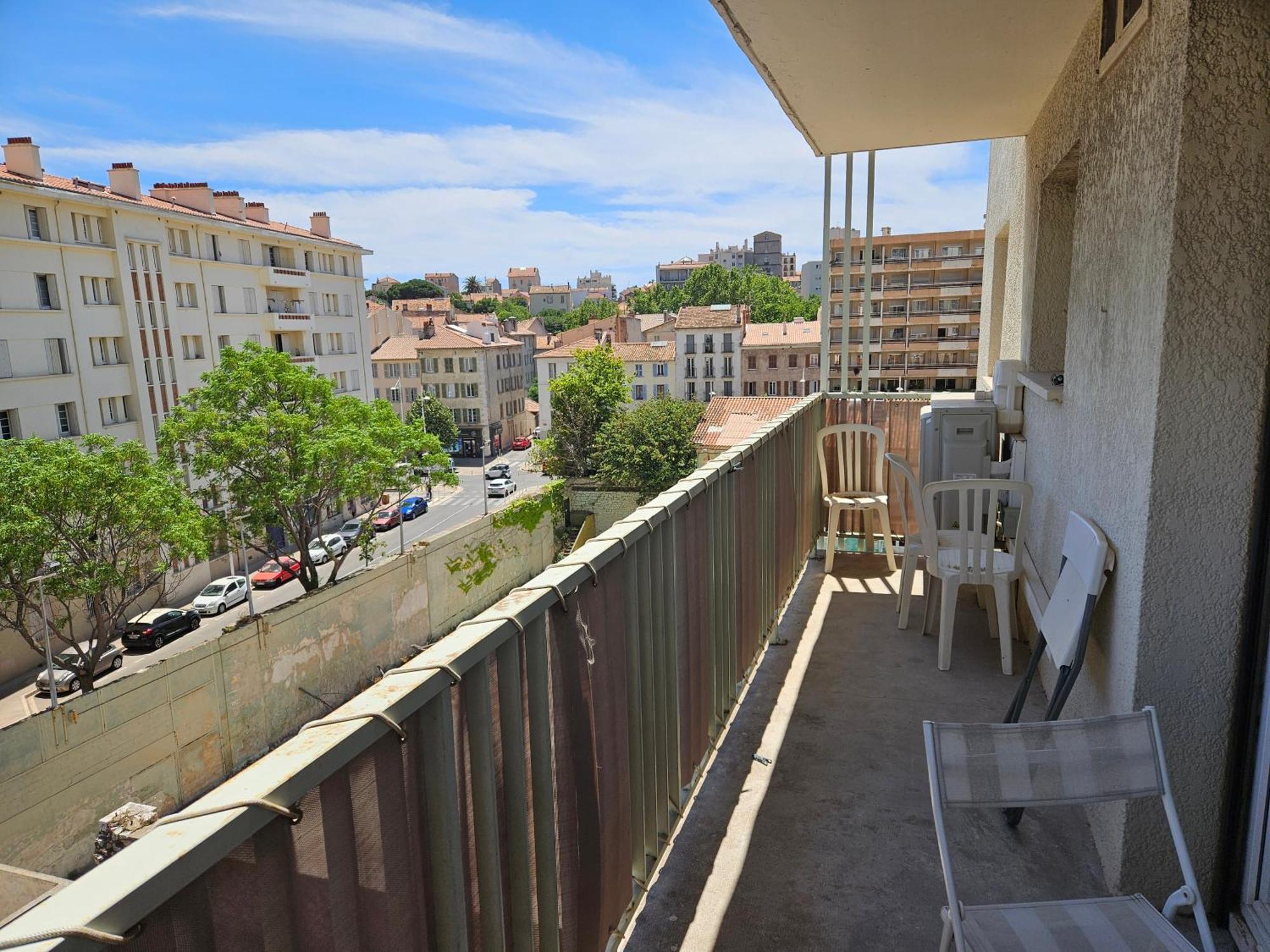 Chambre En Colocation Fille, Proche Mer, Climatisation Toulon Luaran gambar