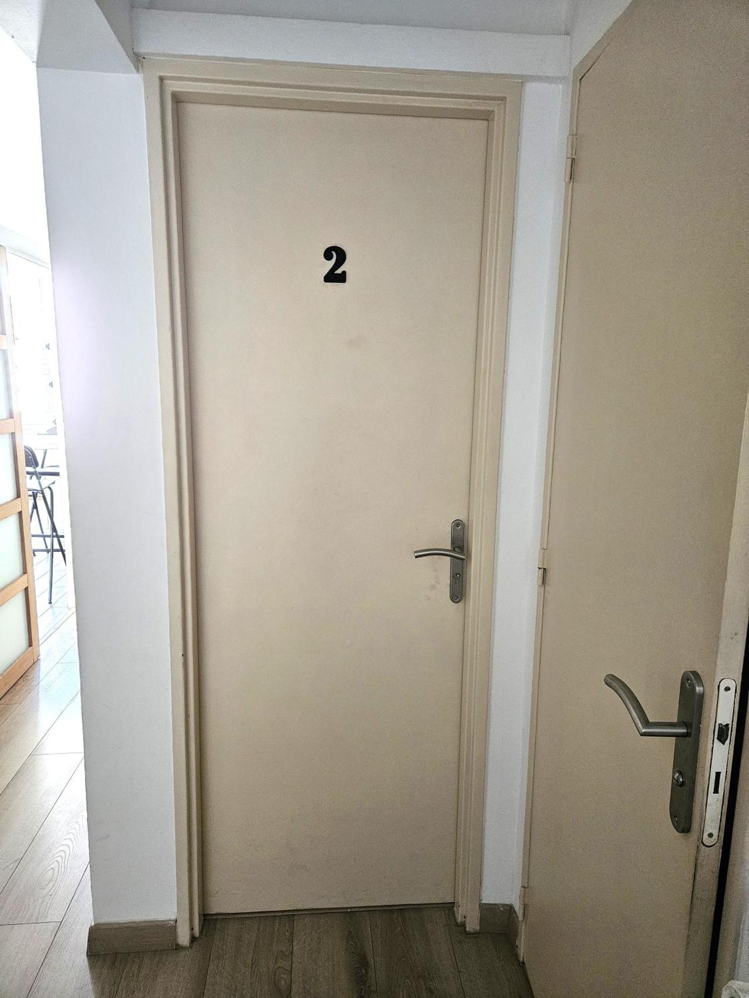 Chambre En Colocation Fille, Proche Mer, Climatisation Toulon Luaran gambar